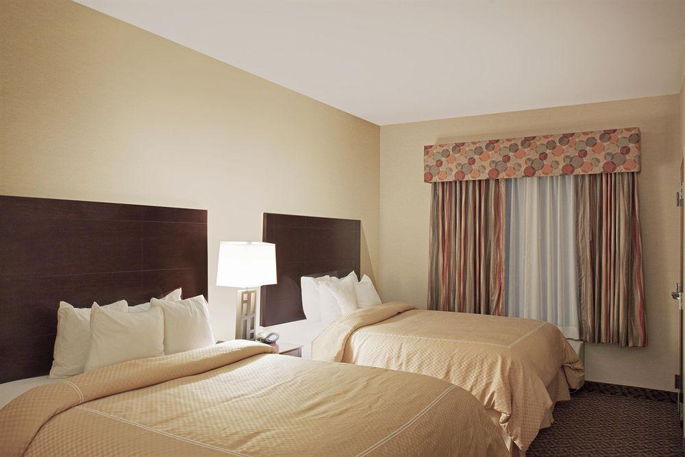 Cicero Grand - Syracuse North Hotel Room photo