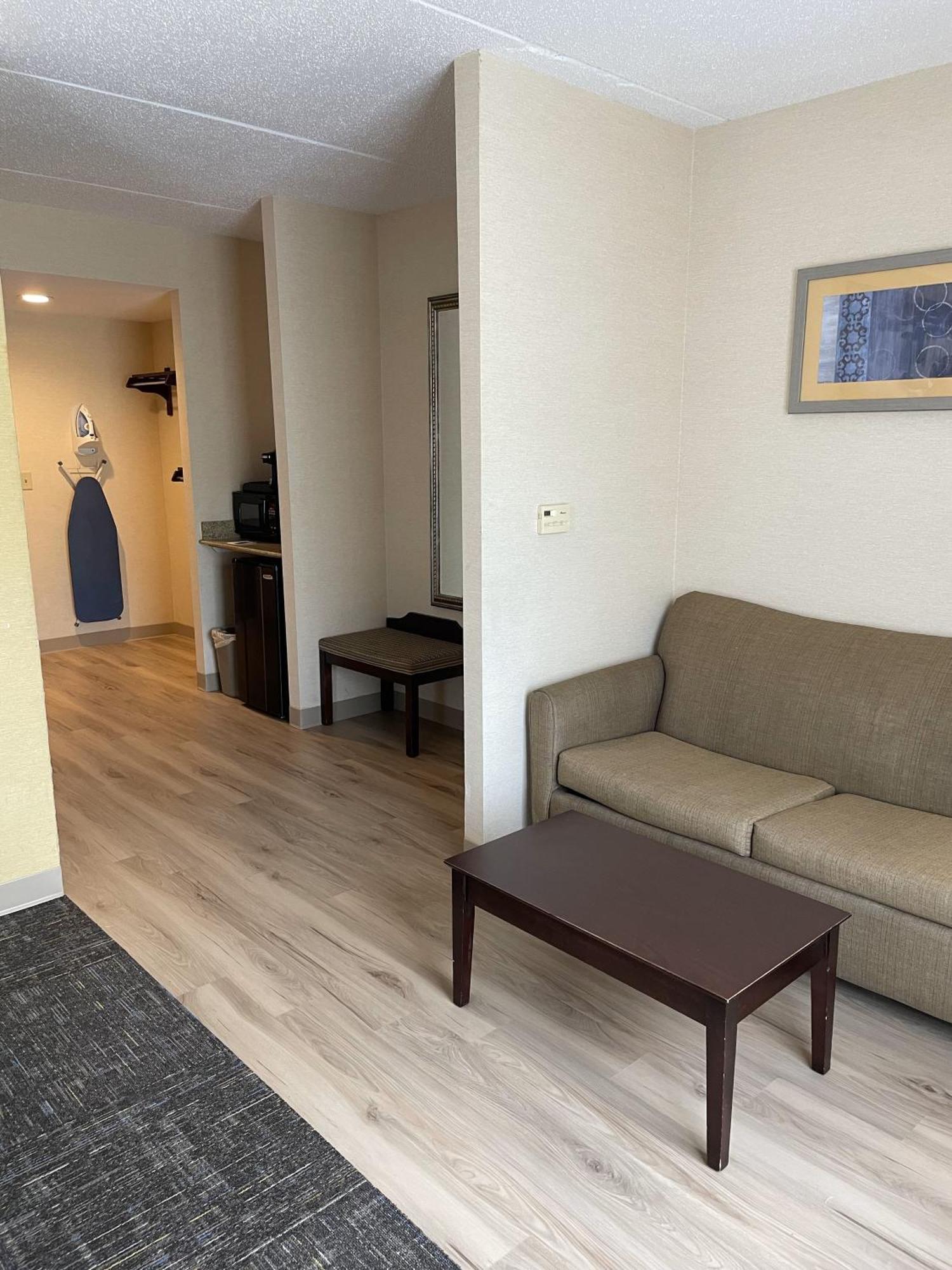 Cicero Grand - Syracuse North Hotel Exterior photo