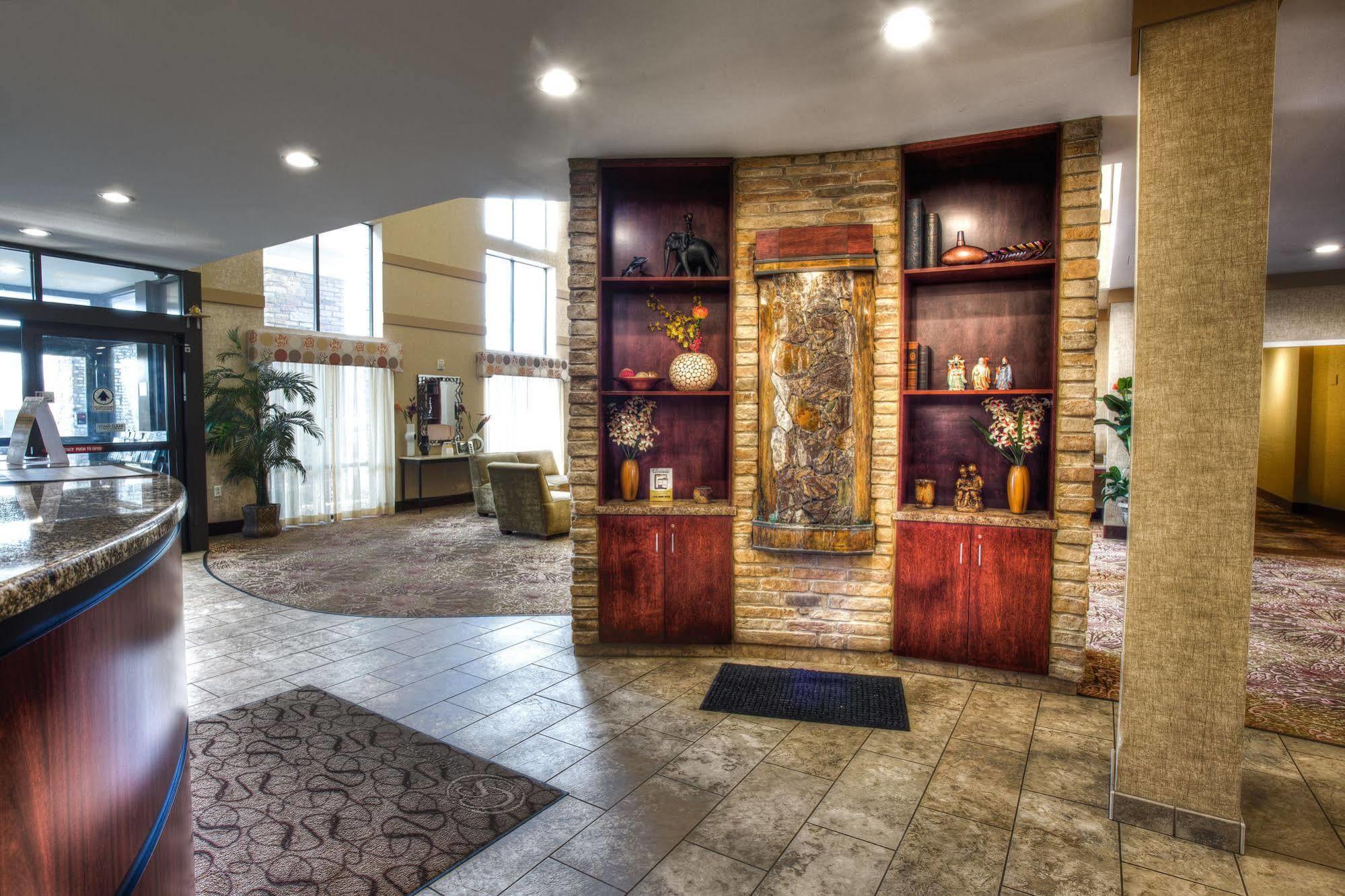 Cicero Grand - Syracuse North Hotel Exterior photo